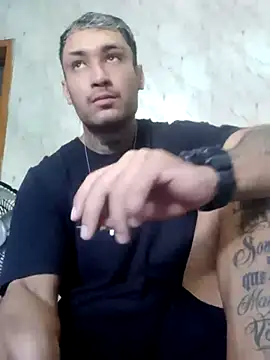 Snapshot of favelaboy10 chatting on 12-21-25, 12:56 favelaboy10 online show from 12-21-25, 12:56