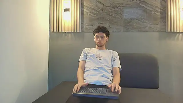 Snapshot of ISRAEL_GRAY chatting on 10-16-25, 07:15 ISRAEL GRAY online show from 10-16-25, 07:15