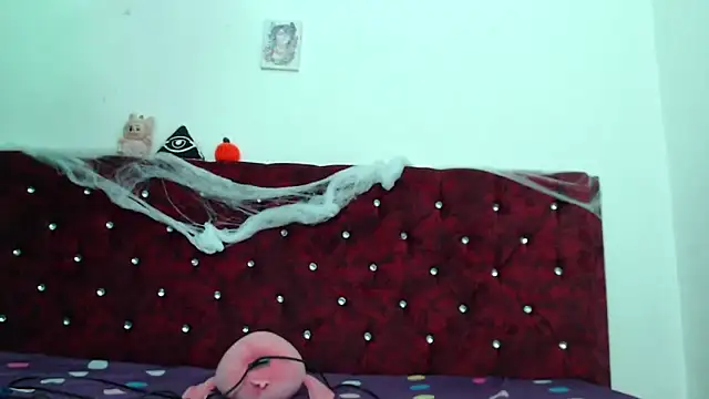 Lia Carter  online show from 11-01-25, 09:17