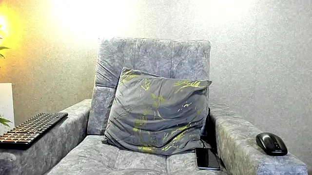 Axelwiliams online show from 10-29-25, 04:37