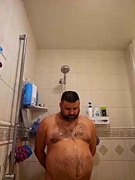 Snapshot of Roddog18 chatting on 10-14-25, 07:42 Roddog18 online show from 10-14-25, 07:42