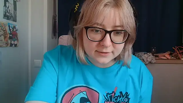 LolaWEI online show from 10-27-25, 07:12