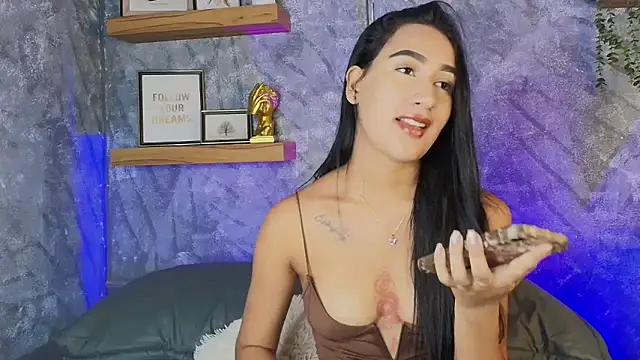 Snapshot of Nikolbrice chatting on 03-06-26, 07:10 Nikolbrice online show from 03-06-26, 07:10