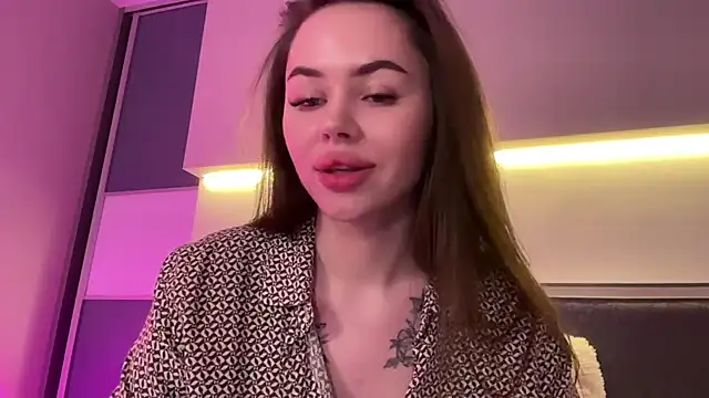 AlmaryKim online show from 02-10-25, 09:58