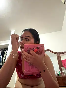 Snapshot of Brianna_bunny05 chatting on 10-31-25, 02:34 Brianna bunny05 online show from 10-31-25, 02:34