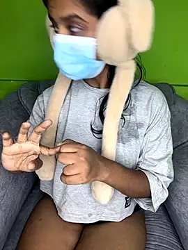 Snapshot of SukiyamaAsia chatting on 10-08-25, 02:36 SukiyamaAsia online show from 10-08-25, 02:36