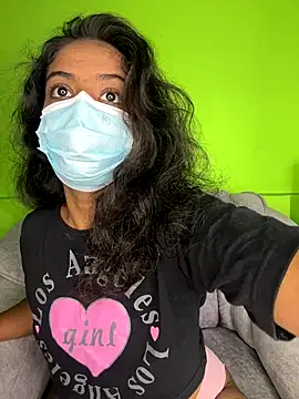 Snapshot of SukiyamaAsia chatting on 10-10-25, 07:40 SukiyamaAsia online show from 10-10-25, 07:40