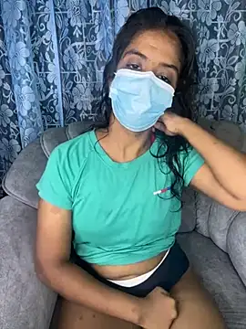 Snapshot of SukiyamaAsia chatting on 10-15-25, 03:56 SukiyamaAsia online show from 10-15-25, 03:56