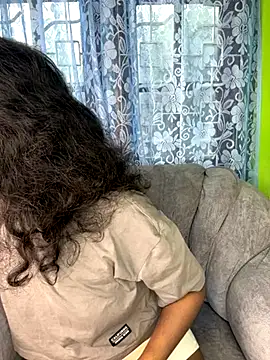 Snapshot of SukiyamaAsia chatting on 10-19-25, 07:09 SukiyamaAsia online show from 10-19-25, 07:09