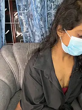 Snapshot of SukiyamaAsia chatting on 10-22-25, 04:18 SukiyamaAsia online show from 10-22-25, 04:18