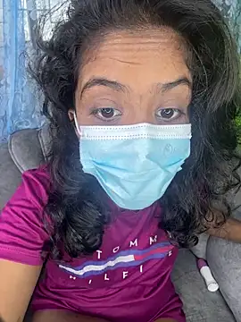 Snapshot of SukiyamaAsia chatting on 11-11-25, 07:30 SukiyamaAsia online show from 11-11-25, 07:30