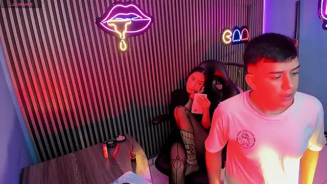 Snapshot of Dylan_Katte chatting on 10-12-25, 03:16 Dylan Katte online show from 10-12-25, 03:16