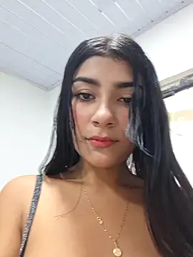 Snapshot of Sweed-virgin-pussy chatting on 02-15-26, 09:33 Sweed-virgin-pussy online show from 02-15-26, 09:33