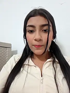 Sweed-virgin-pussy online show from 05-18-26, 01:45