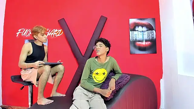 VERY HOT GUYS online show from 03-18-26, 07:39