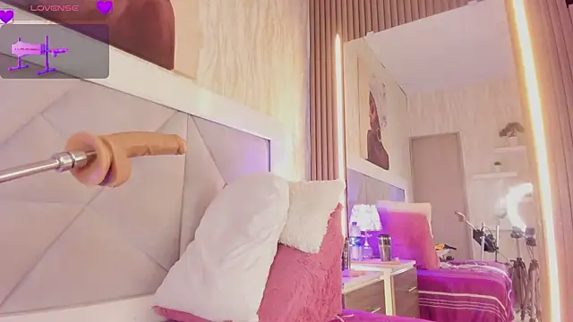 Snapshot of gaiasexxx chatting on 10-10-25, 03:16 gaiasexxx online show from 10-10-25, 03:16