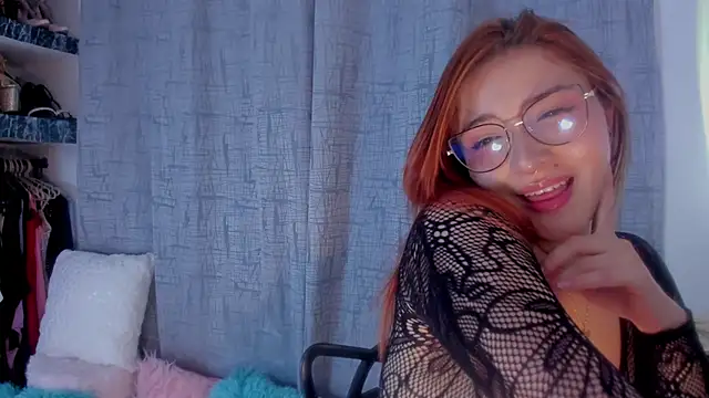 Snapshot of AmaruBloom chatting on 10-08-25, 02:53 AmaruBloom online show from 10-08-25, 02:53