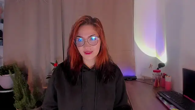 Snapshot of AmaruBloom chatting on 11-23-25, 05:40 AmaruBloom online show from 11-23-25, 05:40