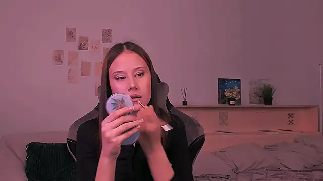 Snapshot of adelle046 chatting on 10-10-25, 12:59 adelle046 online show from 10-10-25, 12:59