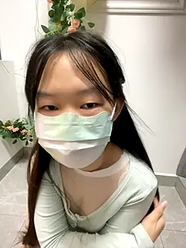 Snapshot of baobei-527 chatting on 10-15-25, 11:32 baobei-527 online show from 10-15-25, 11:32