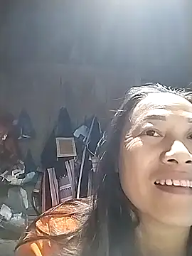 asakaka online show from 10-20-25, 04:24