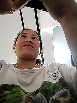 asakaka online show from 10-26-25, 01:39