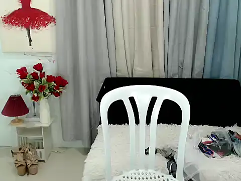 Snapshot of xAsianTOPModelx chatting on 11-12-25, 10:04 xAsianTOPModelx online show from 11-12-25, 10:04