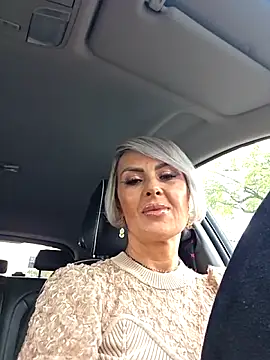 KirraWhite online show from 10-18-25, 06:05