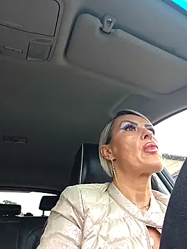 KirraWhite online show from 11-07-25, 06:13