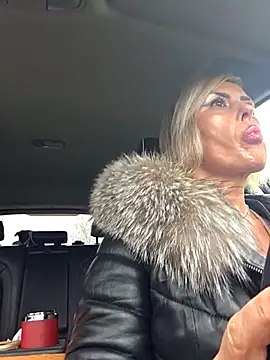 Snapshot of KirraWhite chatting on 03-02-26, 06:03 KirraWhite online show from 03-02-26, 06:03