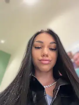 ilariea girl online show from 05-10-26, 02:11