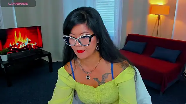 BeckySunday online show from 10-01-25, 12:44