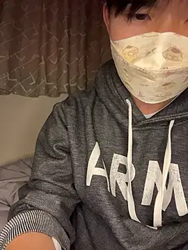 Snapshot of kumatan3434 chatting on 11-16-25, 12:33 kumatan3434 online show from 11-16-25, 12:33