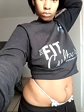 Snapshot of MissBubbles04 chatting on 10-01-25, 05:35 MissBubbles04 online show from 10-01-25, 05:35