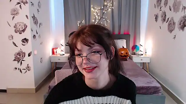 Snapshot of MileyRood chatting on 11-03-25, 11:26 MileyRood online show from 11-03-25, 11:26