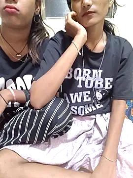 Unique girls90 online show from 10-18-25, 03:46