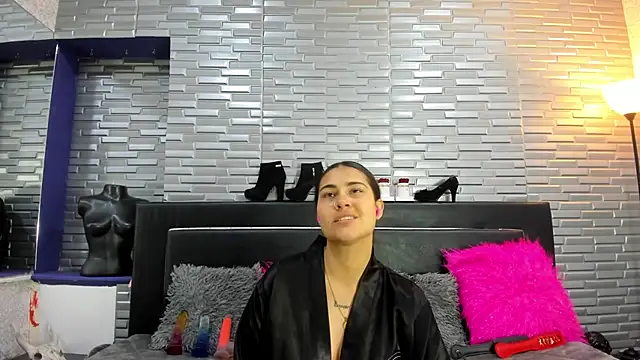 Snapshot of ChloeMorelli chatting on 10-03-25, 02:30 ChloeMorelli online show from 10-03-25, 02:30