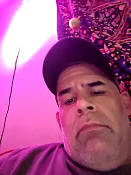 DeeBestEver online show from 11-12-25, 01:11