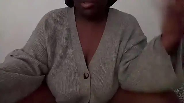 Snapshot of nanaisbackk chatting on 10-08-25, 03:48 nanaisbackk online show from 10-08-25, 03:48