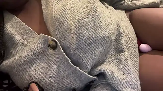 Snapshot of nanaisbackk chatting on 10-11-25, 08:40 nanaisbackk online show from 10-11-25, 08:40