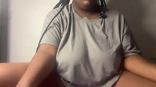 Snapshot of nanaisbackk chatting on 10-25-25, 05:04 nanaisbackk online show from 10-25-25, 05:04