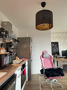 LaPetiteKim online show from 02-24-26, 01:20