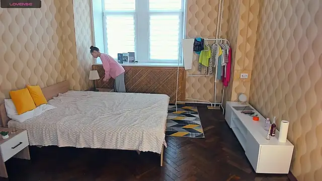 Snapshot of JinnyMcie chatting on 11-01-25, 09:22 JinnyMcie online show from 11-01-25, 09:22