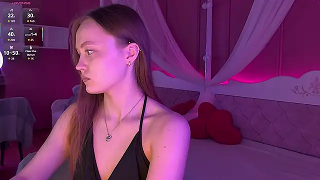 EmmaCamm online show from 01-13-26, 12:43