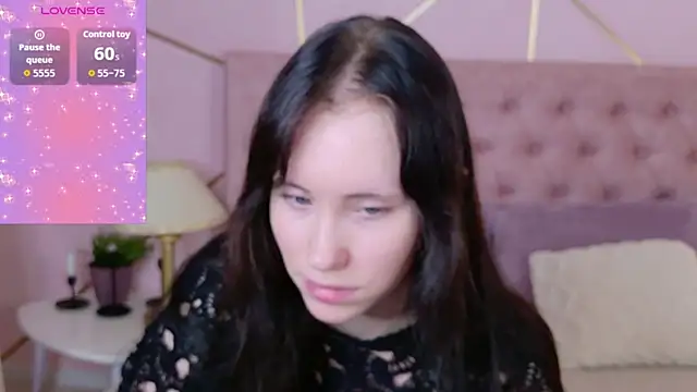 Snapshot of Melissa_Gonzales chatting on 10-30-25, 03:35 Melissa Gonzales online show from 10-30-25, 03:35