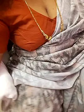 Snapshot of Tamil_Ammani chatting on 10-03-25, 07:11 Tamil Ammani online show from 10-03-25, 07:11