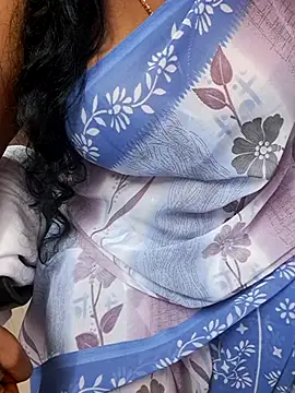 Snapshot of Tamil_Ammani chatting on 10-19-25, 09:21 Tamil Ammani online show from 10-19-25, 09:21