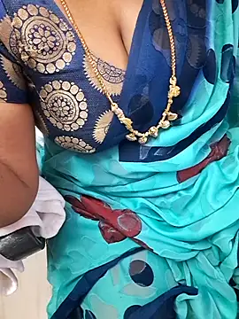 Snapshot of Tamil_Ammani chatting on 11-03-25, 08:32 Tamil Ammani online show from 11-03-25, 08:32