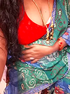 Snapshot of Tamil_Ammani chatting on 11-07-25, 05:02 Tamil Ammani online show from 11-07-25, 05:02