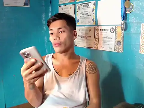 Cute Lucas online show from 10-20-25, 03:23